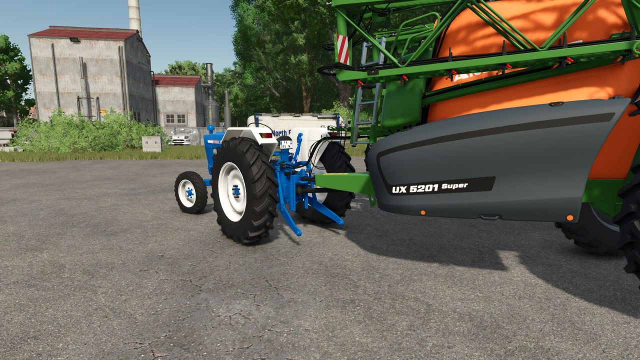 Legendary Tractor Ford 5000 — Updated Classic for Starting in Farming Simulator 25