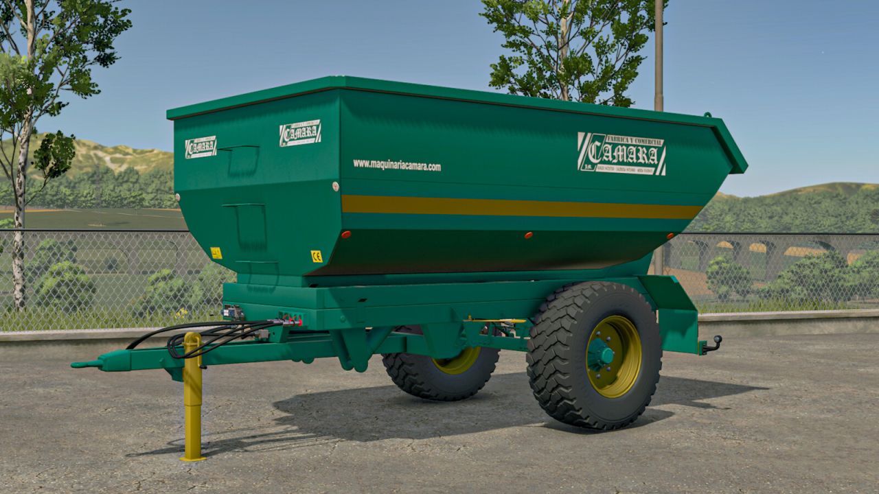 Effektiver Camara Lift Trailer für die Ernte von Trauben und Oliven in FS25