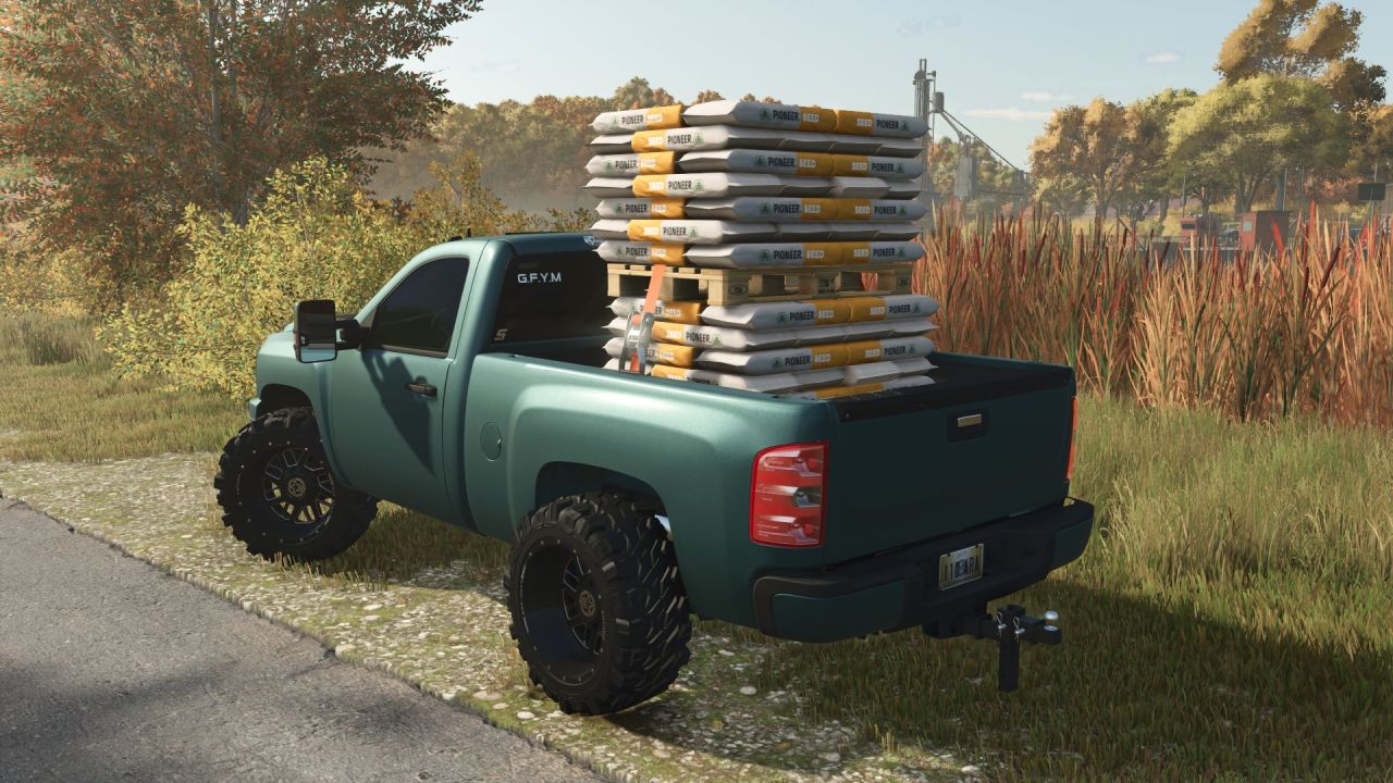 New Powerful Chevrolet Silverado 2500 Short Bed for Farming Simulator 25