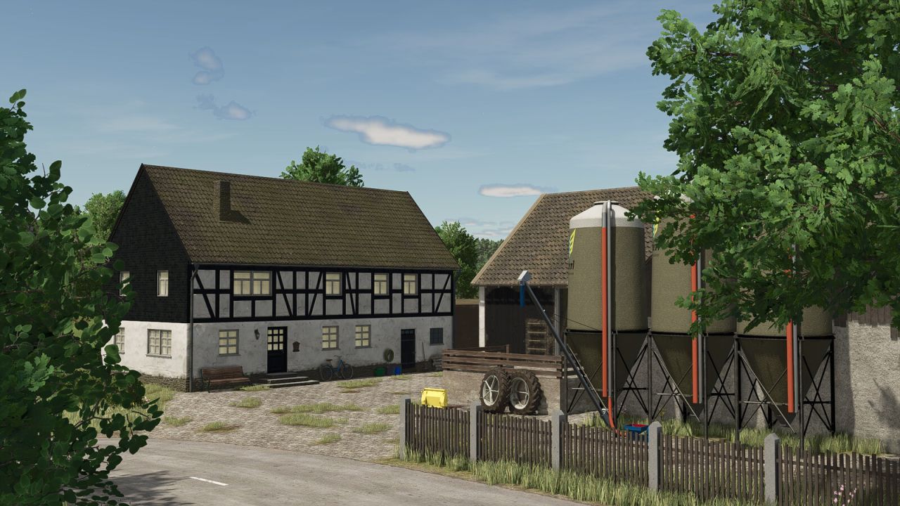 Автентичний Будинок Old Timberframe House (1890–1910) для Реалістичної Ферми у FS25